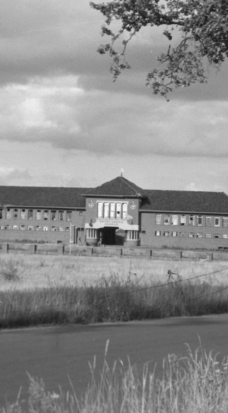 Ernst Casimir kazerne te Roermond 1945 vierkant